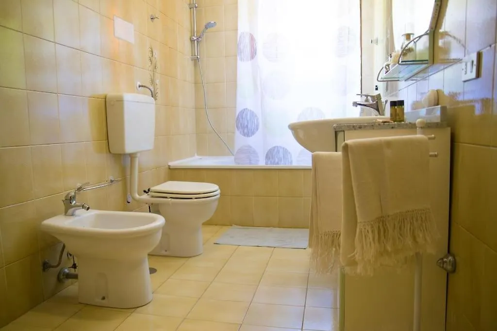 5 Minutes From The Seafront -Apartment & Garden Olbia 0*,