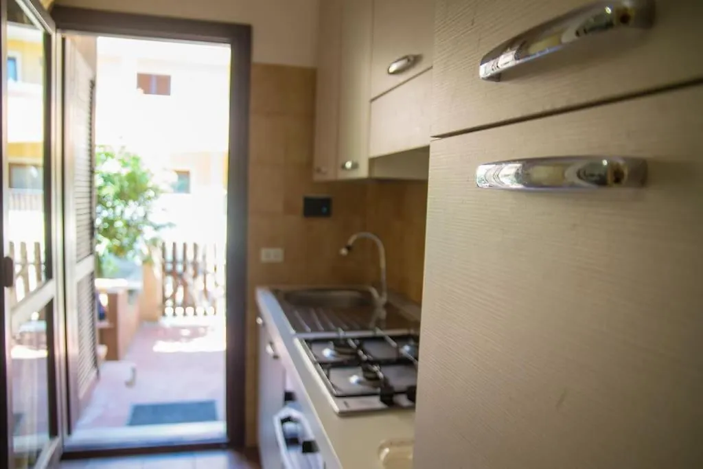 5 Minutes From The Seafront -Apartment & Garden Olbia